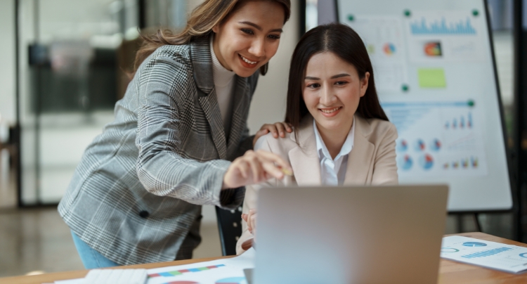 HR professional classifying exempt vs. non-exempt employee roles